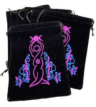 Totes, Bags & Pouches